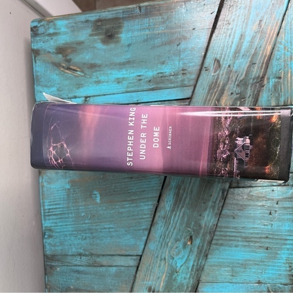 STEPHEN King Under the Dome Hardcover Book - Picture 6 of 11